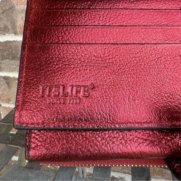 ITSLIFE RFID Blocking Metallic Red Leather Wallet - Picture 11 of 15